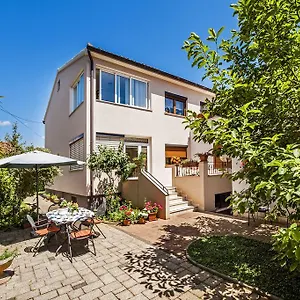 Karmen Apartament Rovinj